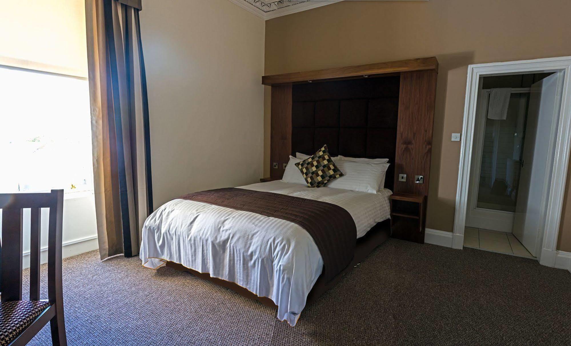 The Strathearn Hotel Dysart Eksteriør bilde